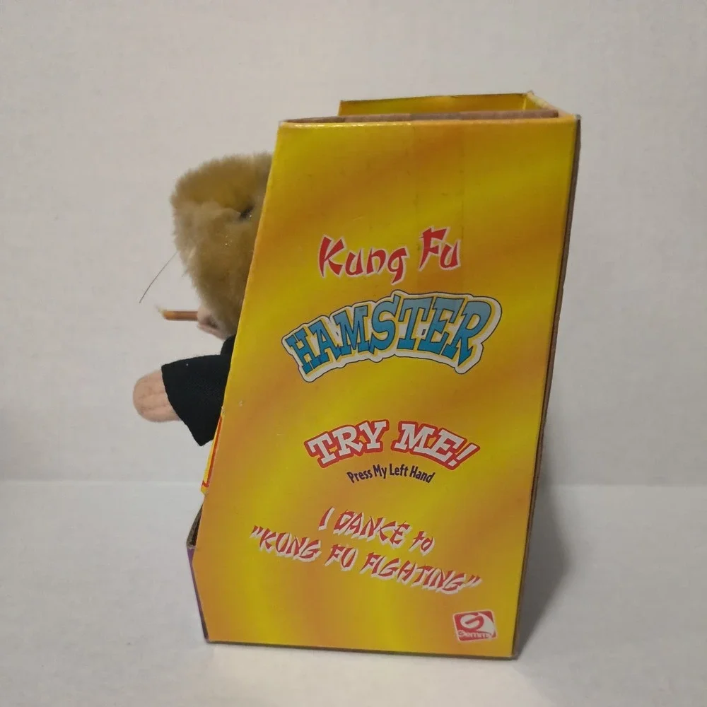 Gemmy 2001 Kung Fu Karate Hamster Martial Arts In Original Box SEE NOTES
